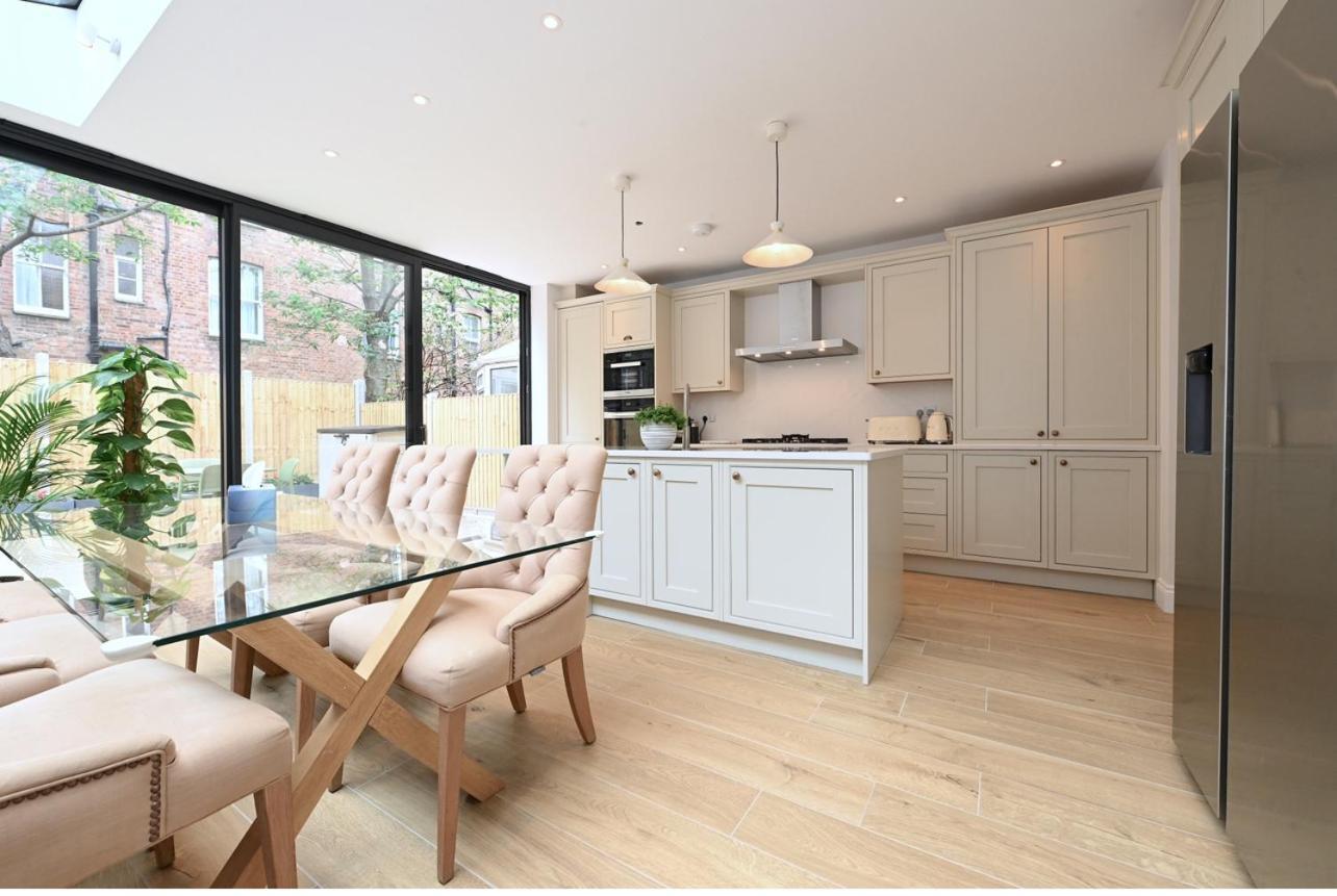 Casa vacanze Stylish & Spacious 4 Beds House *